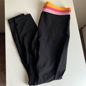 Popflex Believe Leggings (Tropicana collection) - Medium in Obsidian